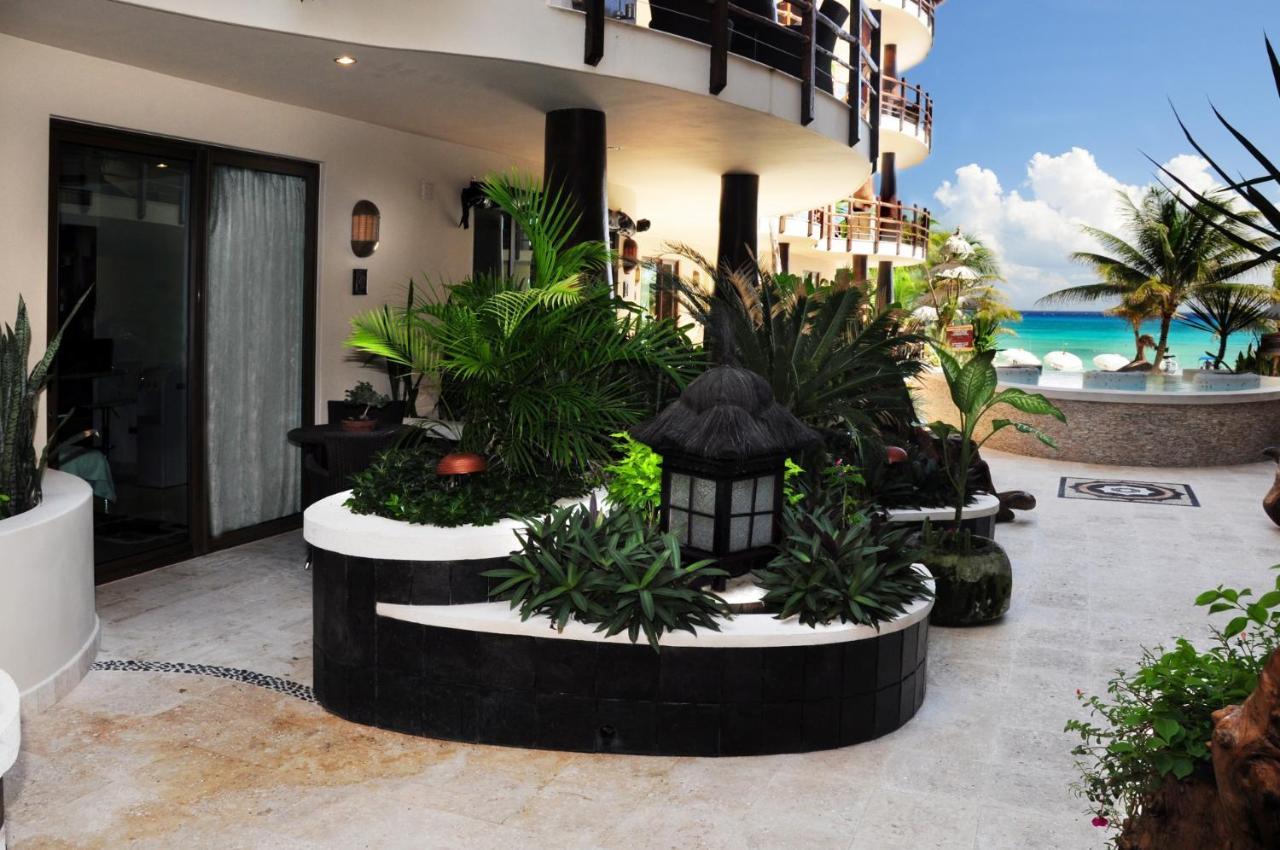 Hotel El Taj Oceanfront And Beachside