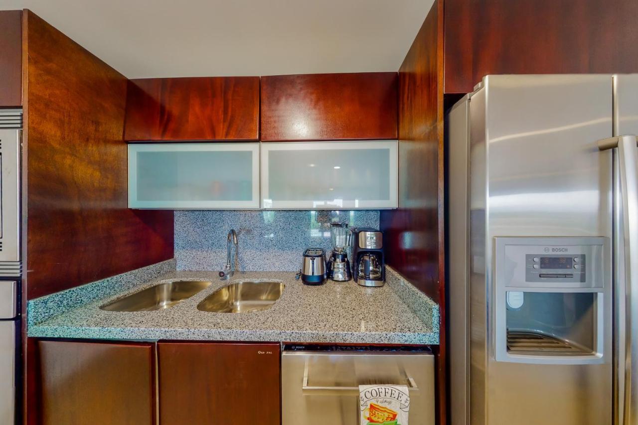 Hakuna Matata 725n At Mareazul Beachfront Apartment *