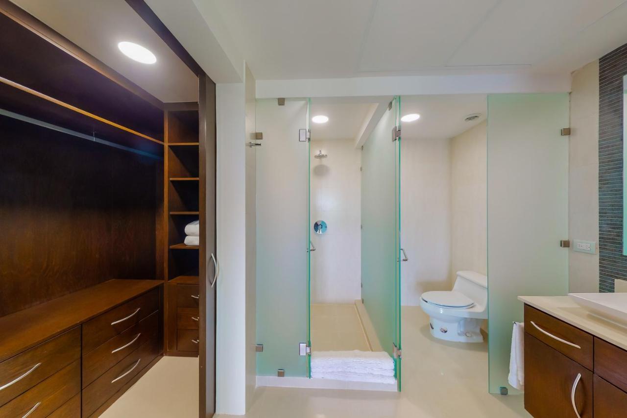 Hakuna Matata 725n At Mareazul Beachfront Apartment
