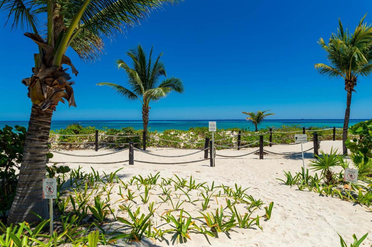 Hakuna Matata 725n At Mareazul Beachfront Apartment