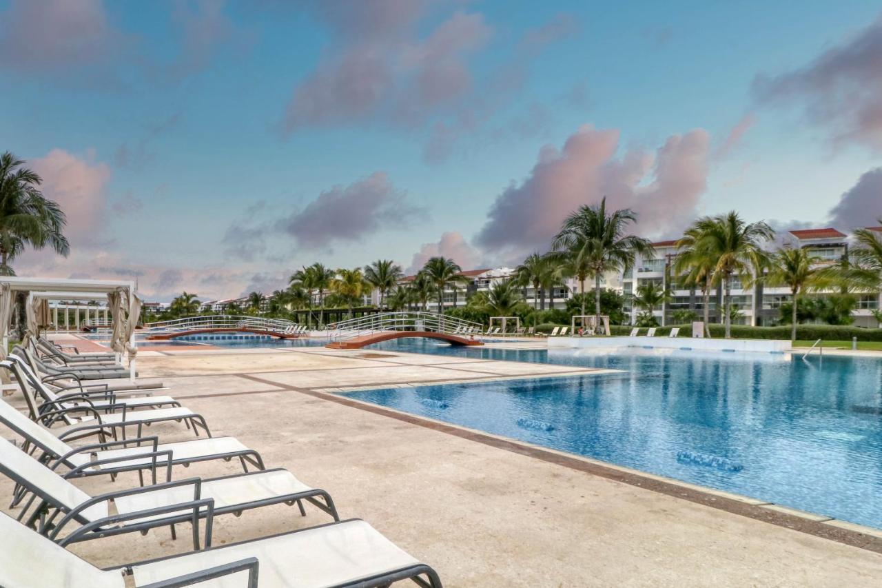 Hakuna Matata 725n At Mareazul Beachfront