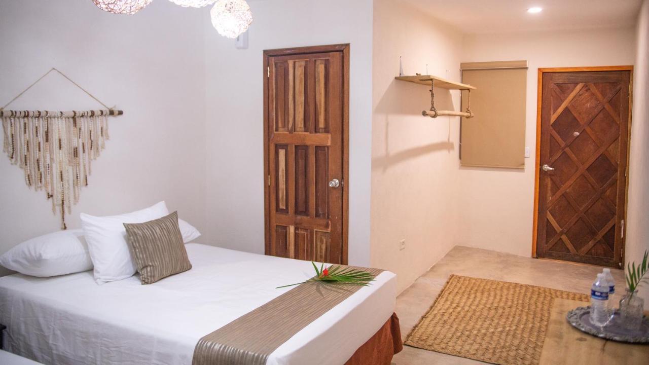 Ahava Playa del Carmen