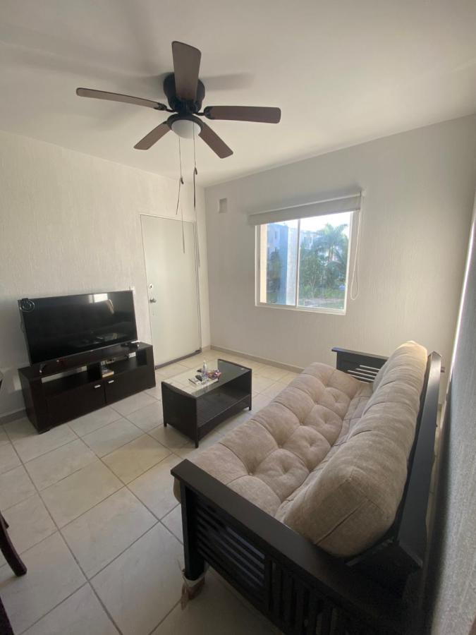 Residencial Tullerias Apartment