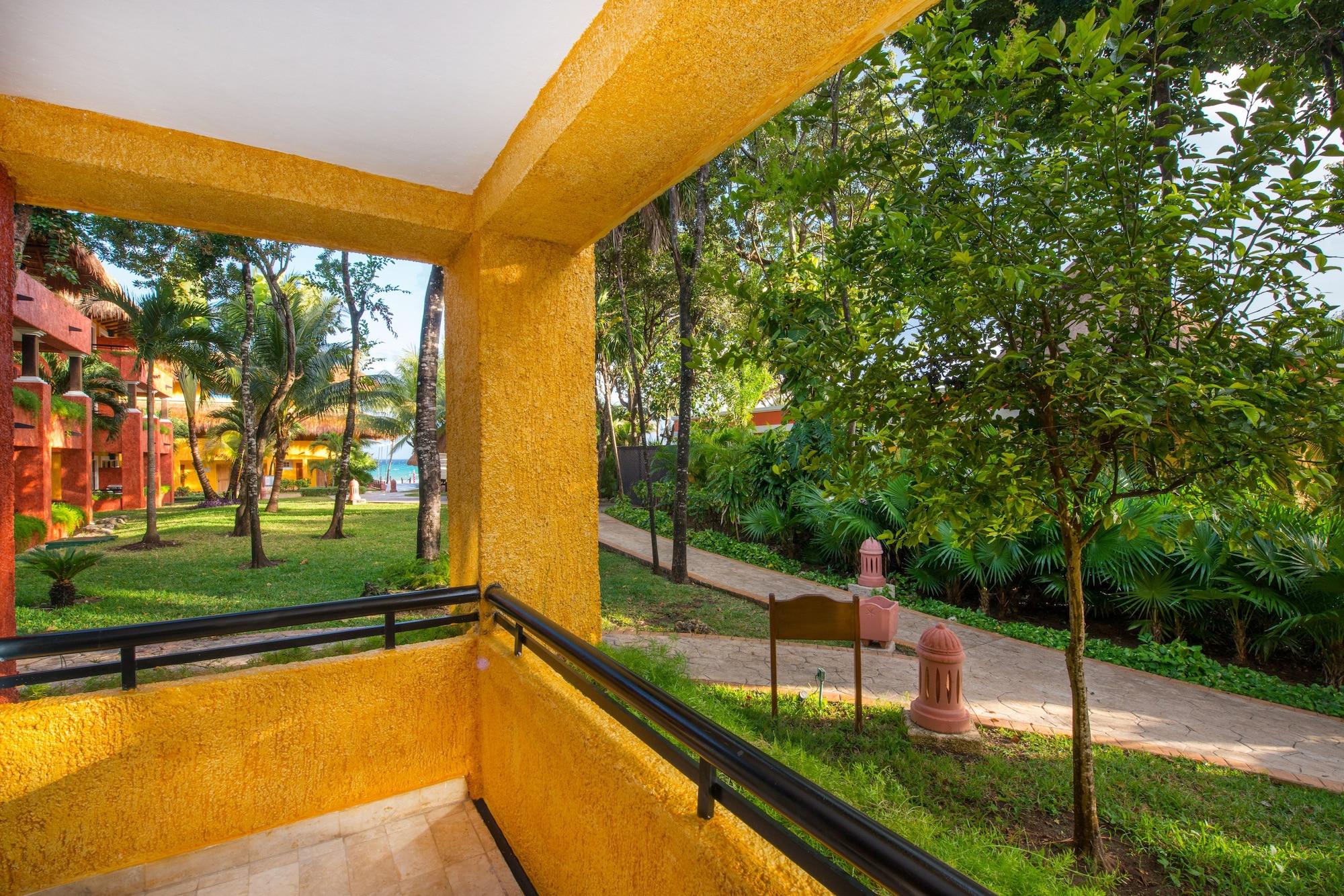 Iberostar Waves Quetzal Resort Playa del Carmen