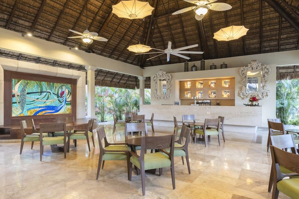 Iberostar Waves Quetzal
