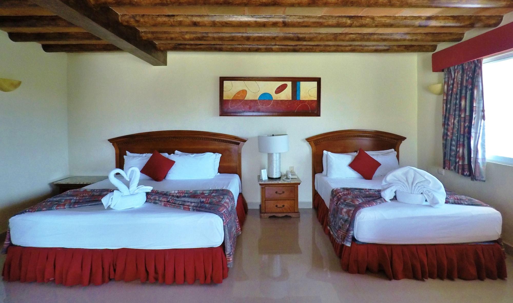 El Campanario Hotel 3*