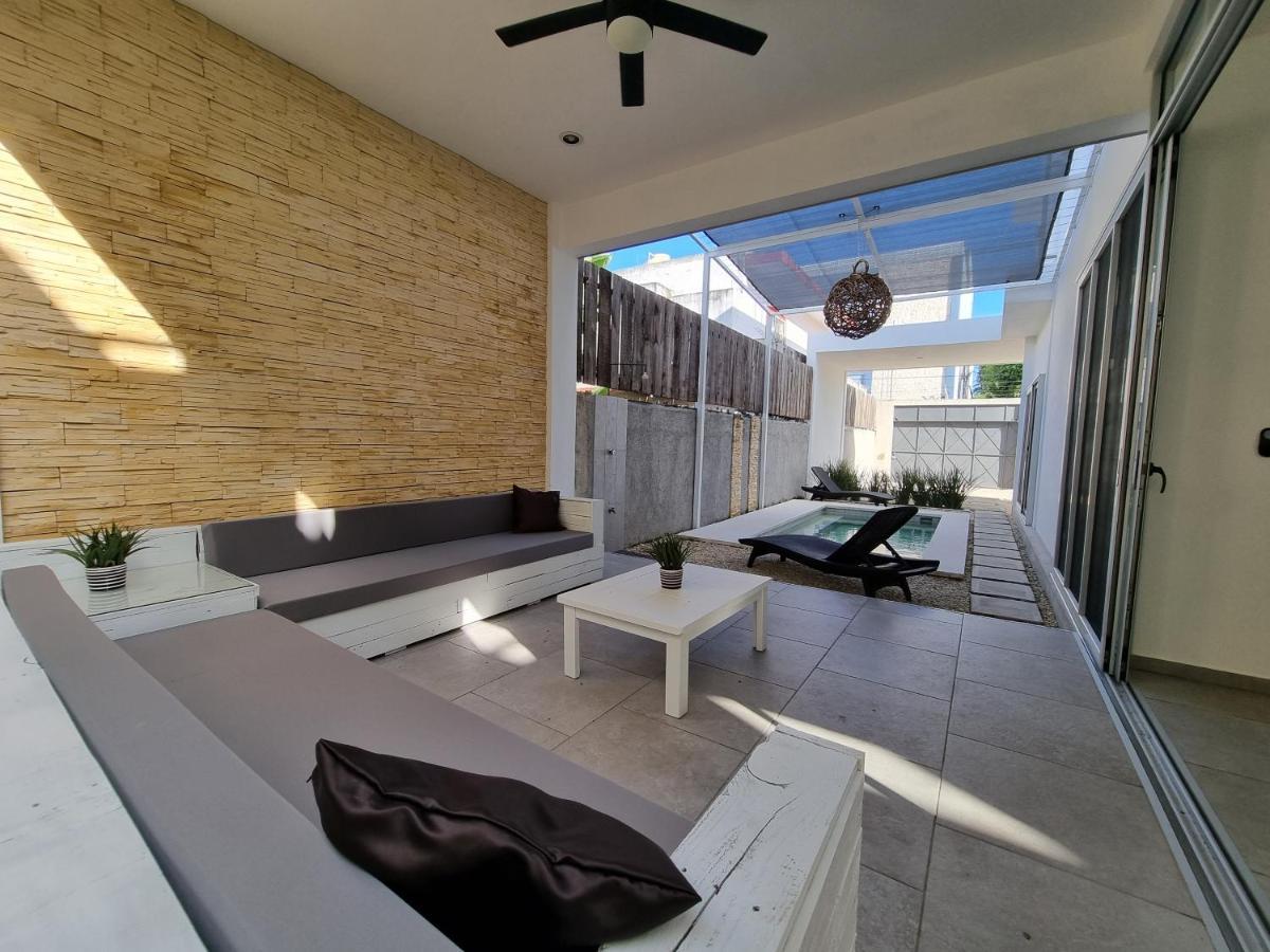 Modern Rutelena +good Location+pool+ac+sleeps 12 Holiday home Playa del Carmen