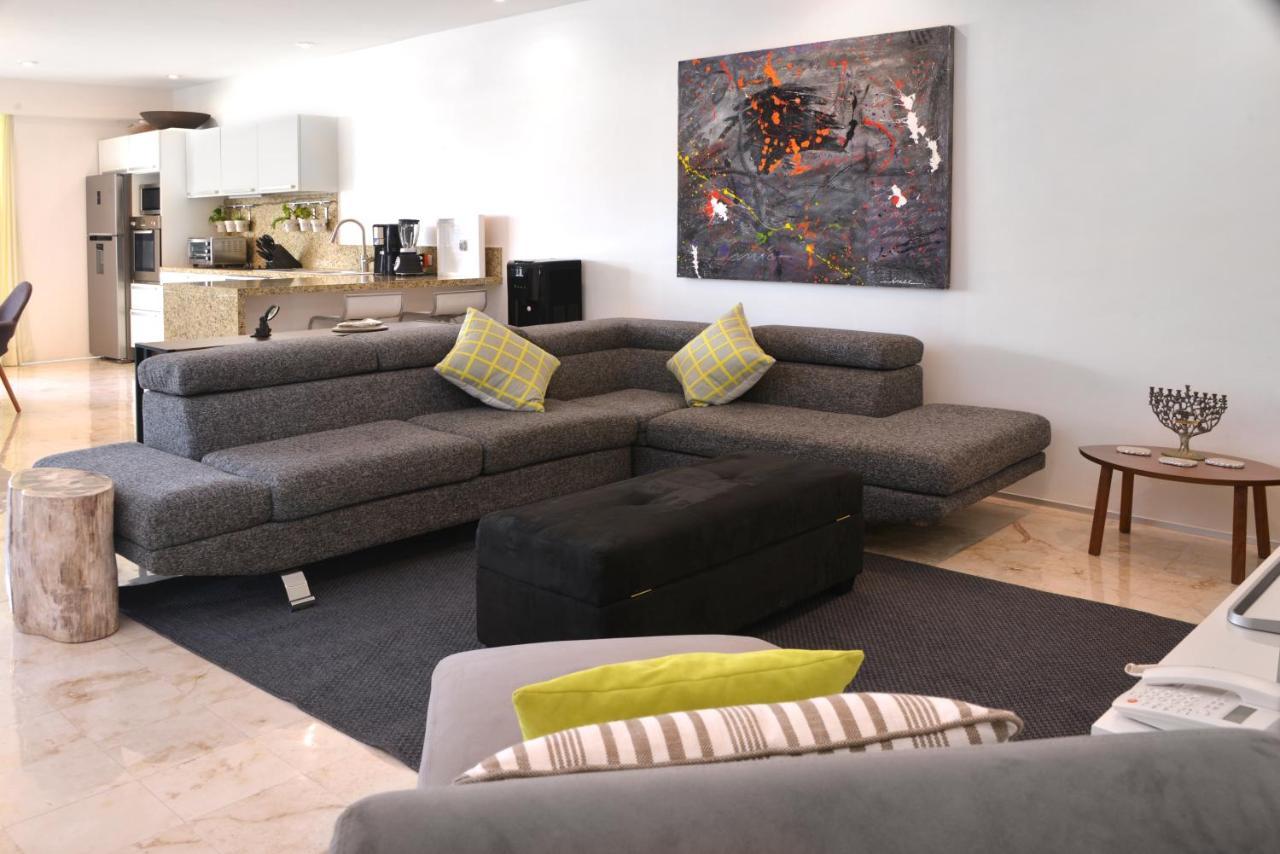 Magia Beachside Apartahotel
