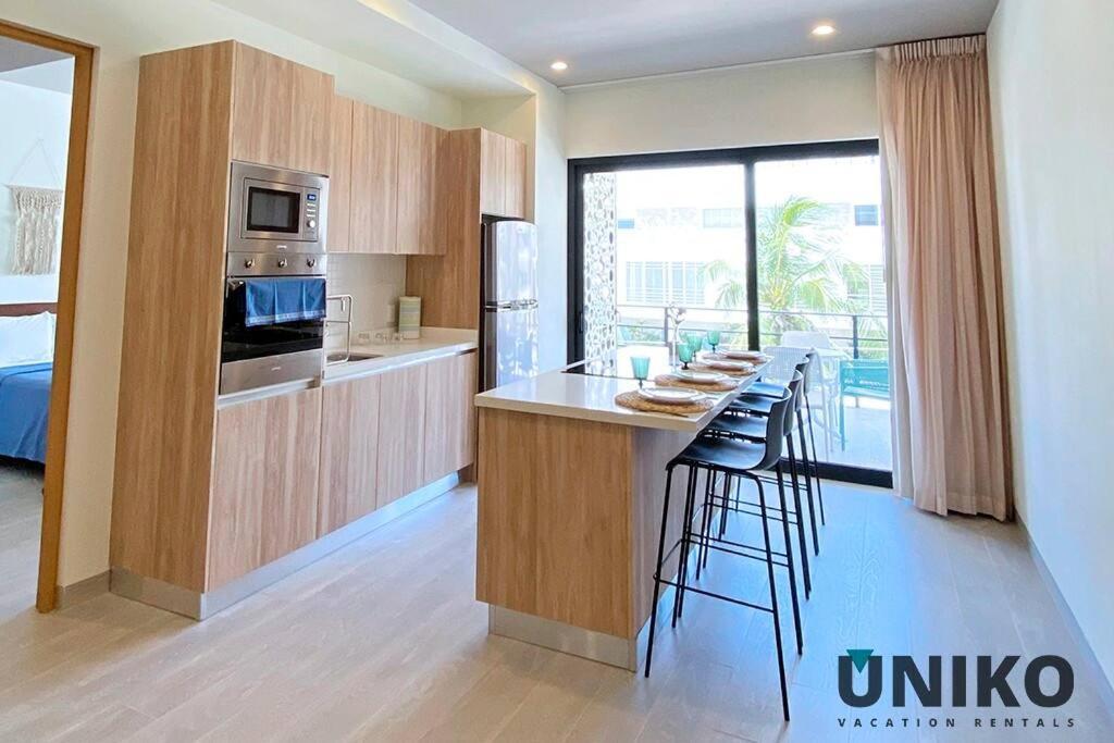 1 Block To The 2br 6pax Rooftop Pool King Bed Apartamento Playa del Carmen