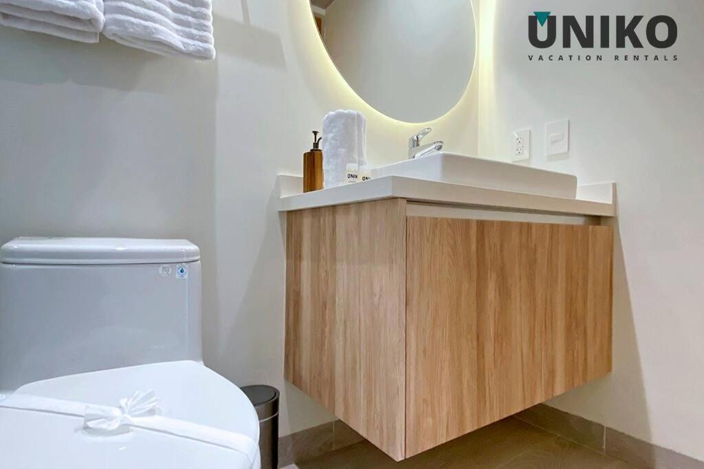 Apartamento 1 Block To The 2br 6pax Rooftop Pool King Bed