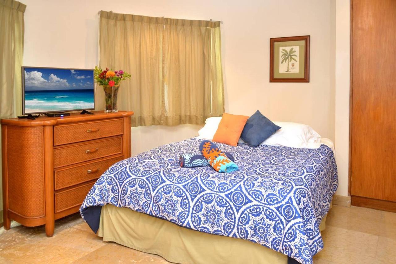 Apartamento Blue Palms Suites, Pool Onsite, Steps To The & 5th Ave Playa del Carmen