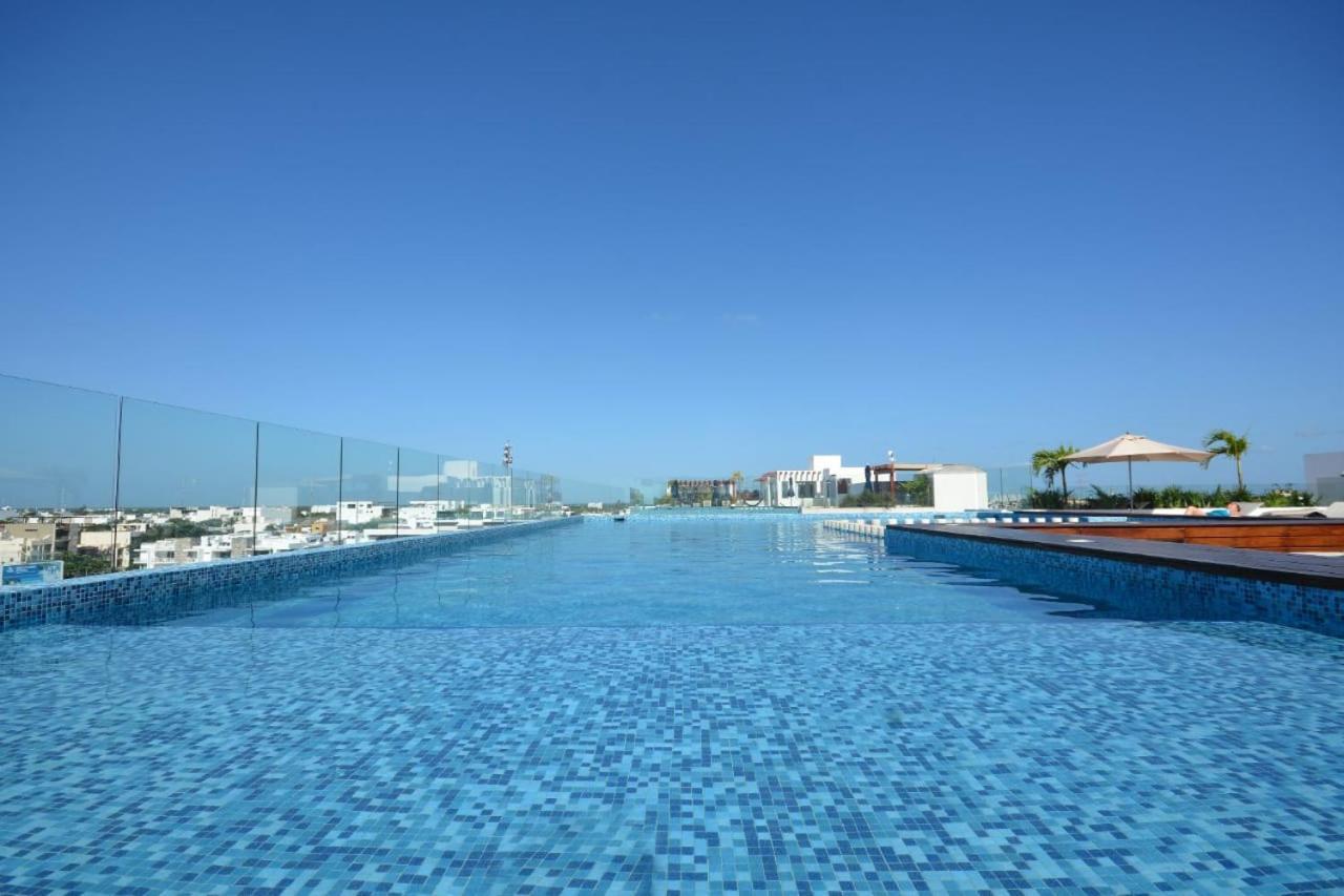 Luxury Steps From 5th Av Rooftop Pool By Yeah Apartment