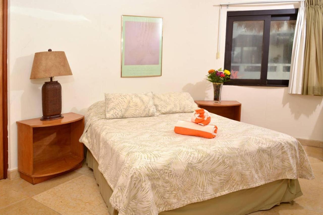 Blue Palms Suites, Pool Onsite, Steps To The & 5th Ave Apartamento Playa del Carmen