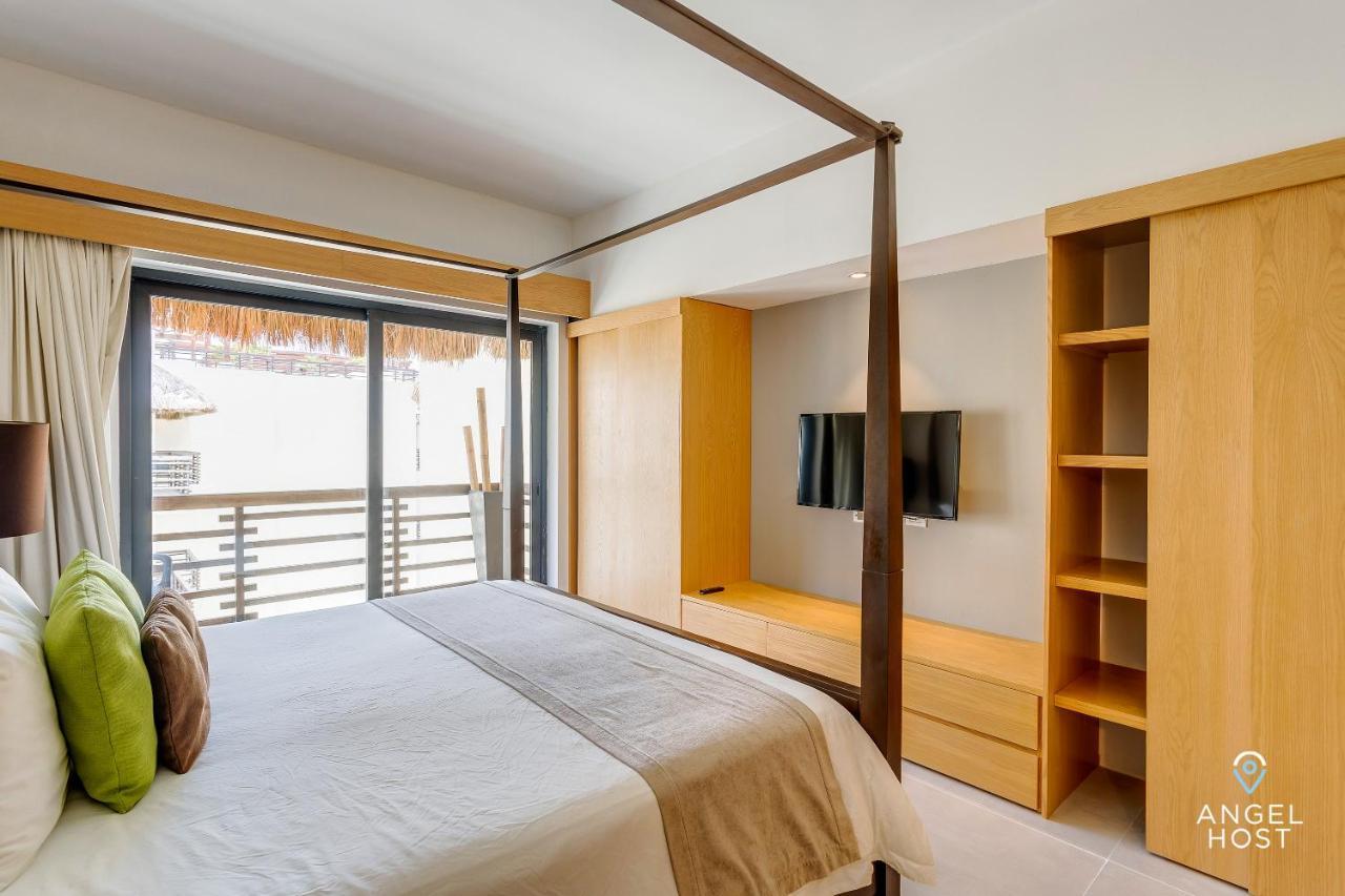 Holiday home Magnificent Oceanview Rooftop Lounge With Plunge Pool