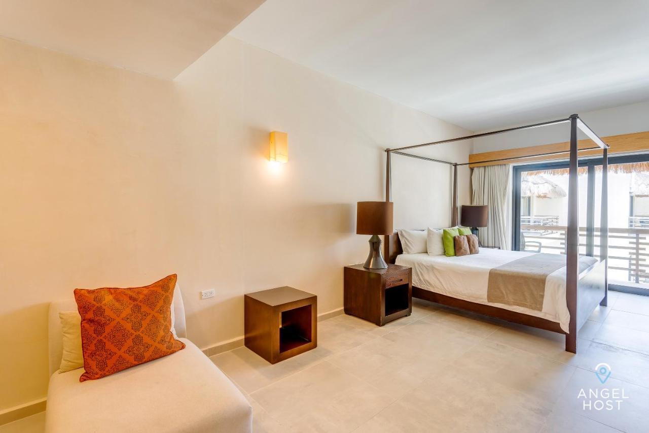 Magnificent Oceanview Rooftop Lounge With Plunge Pool Playa del Carmen