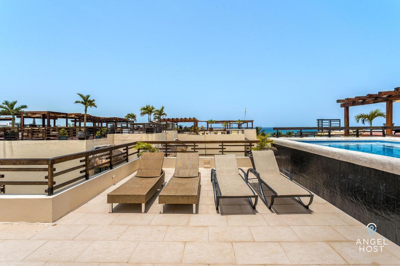 Magnificent Oceanview Rooftop Lounge With Plunge Pool Holiday home *
