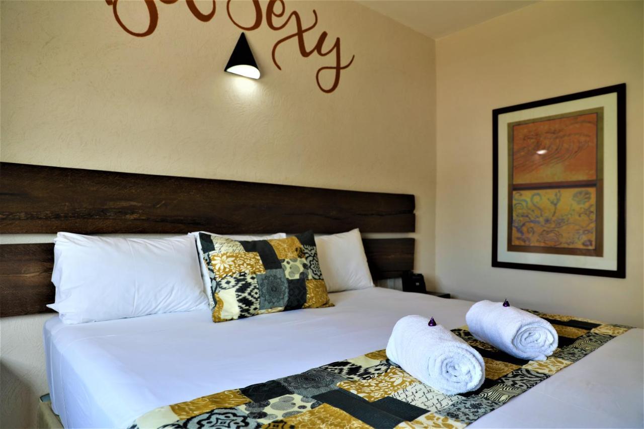 Hotel 12 Bees By Kavia
