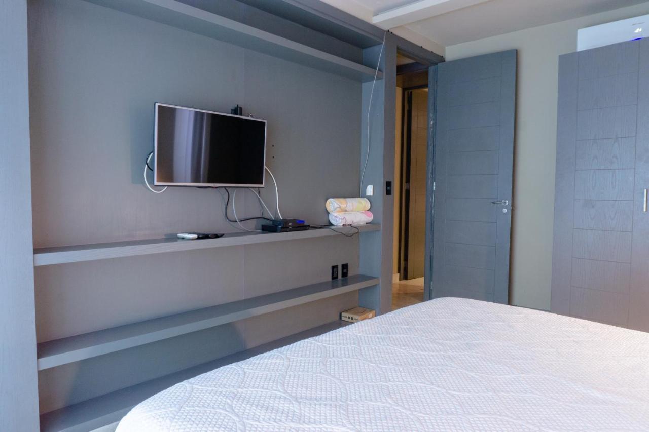 Apartment Lotus 2 One Block To Mamitas Club Playa del Carmen