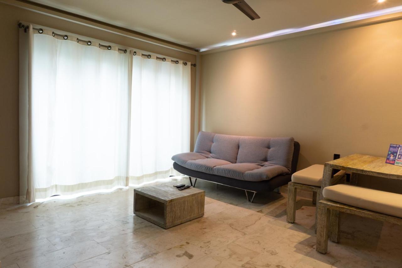 Apartment Lotus 2 One Block To Mamitas Club Playa del Carmen