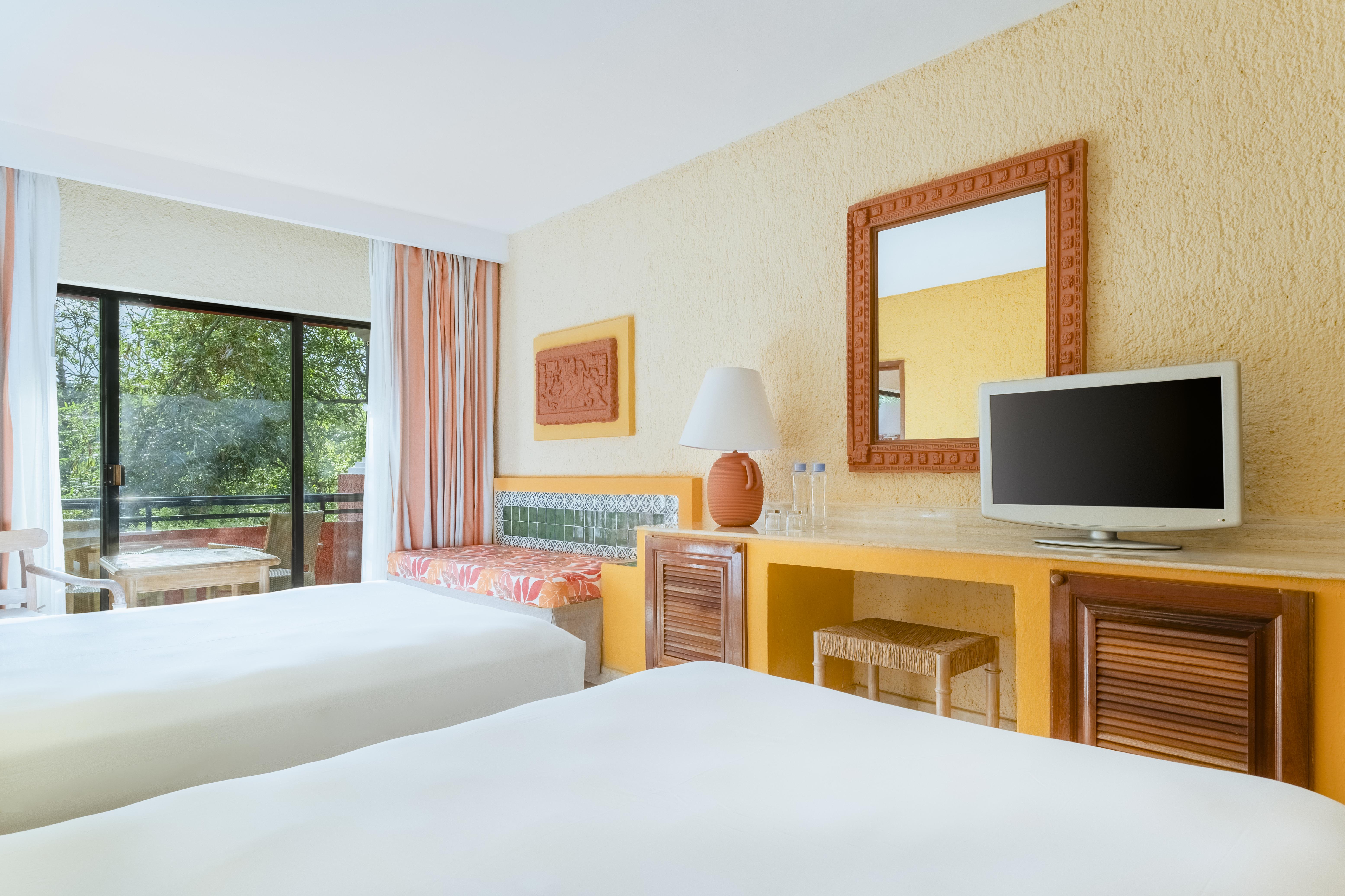 Iberostar Waves Quetzal Resort 5*