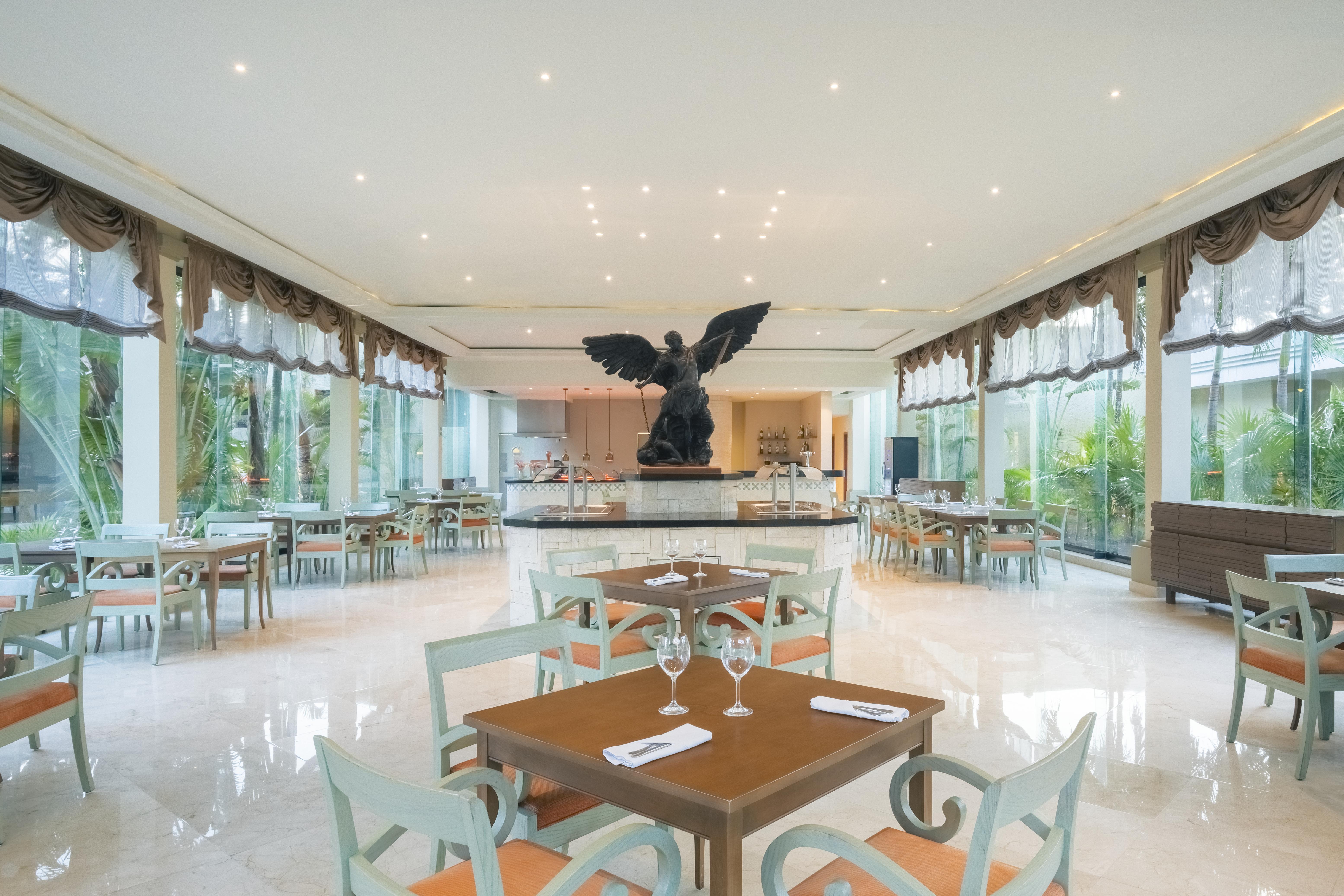 Resort Iberostar Waves Quetzal 5*