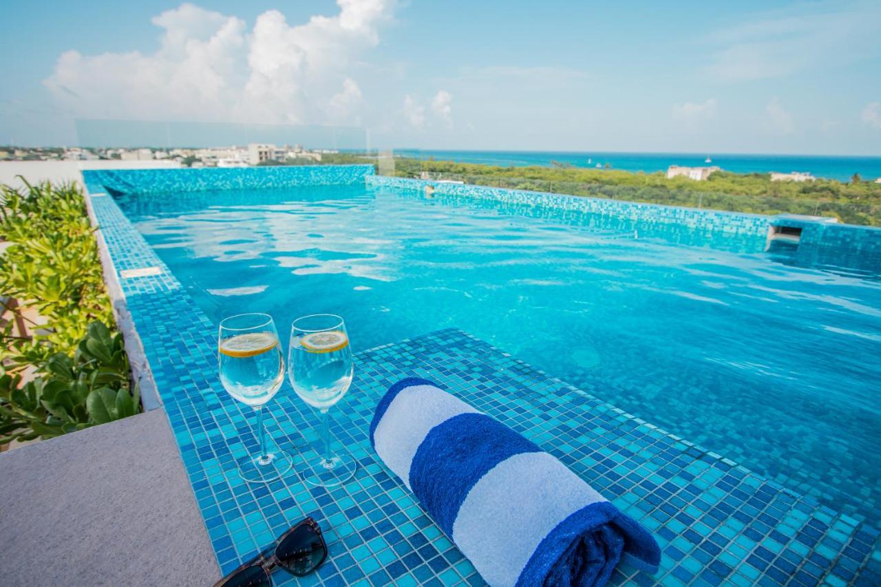 Apartment With Ocean View Pool In Av 10 & 60 Street