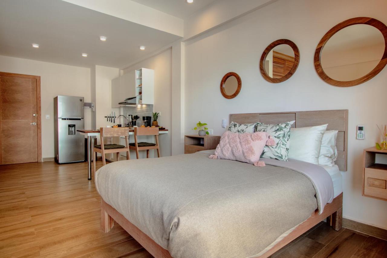 Apartment With Ocean View Pool In Av 10 & 60 Street Playa del Carmen