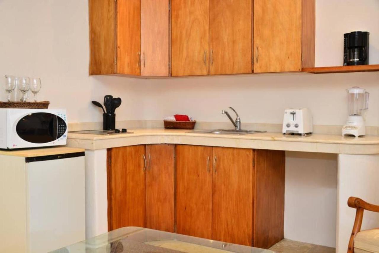 Blue Palms Suites, Pool Onsite, Steps To The & 5th Ave Apartamento *