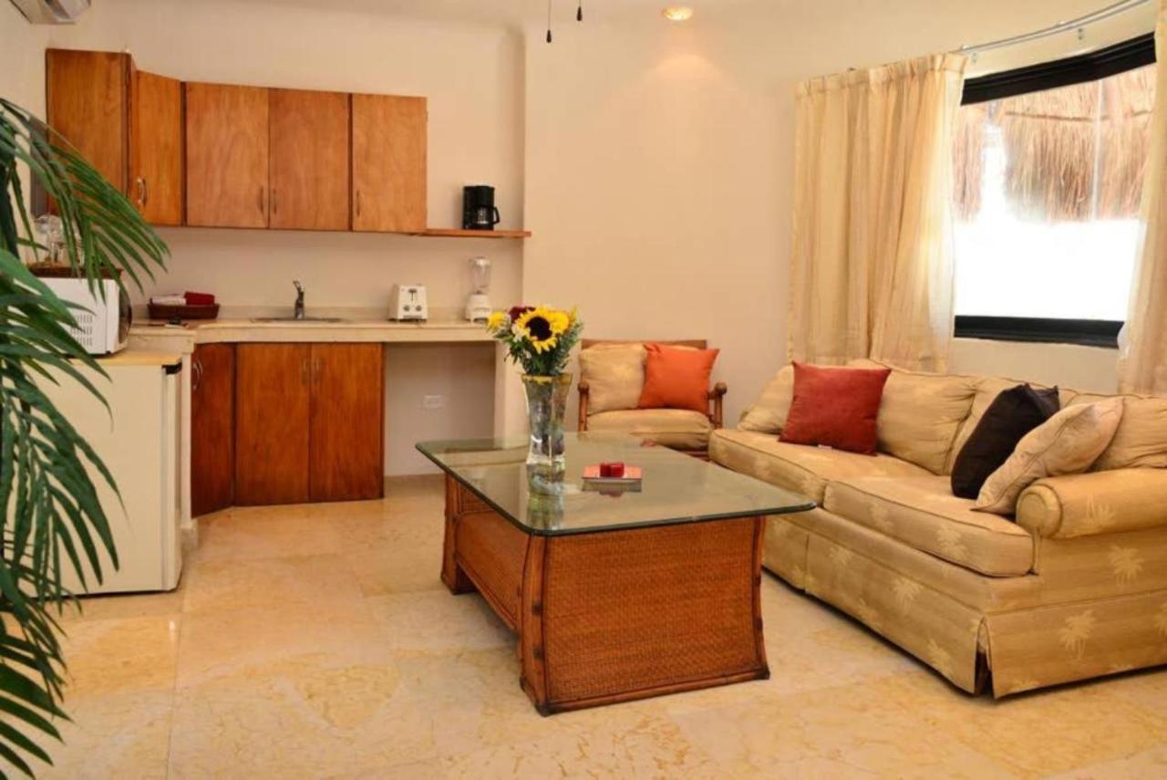 Apartamento Blue Palms Suites, Pool Onsite, Steps To The & 5th Ave Playa del Carmen