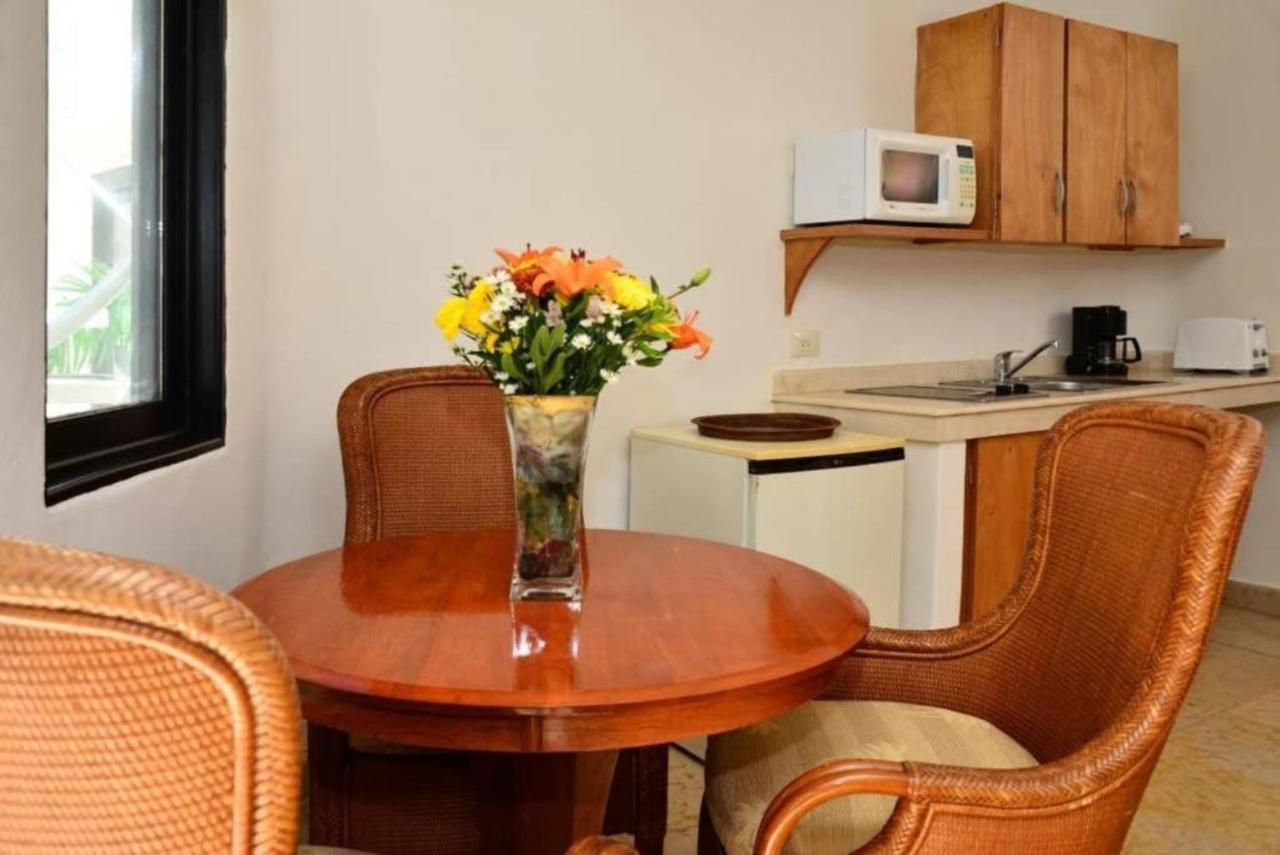 Apartamento Blue Palms Suites, Pool Onsite, Steps To The & 5th Ave