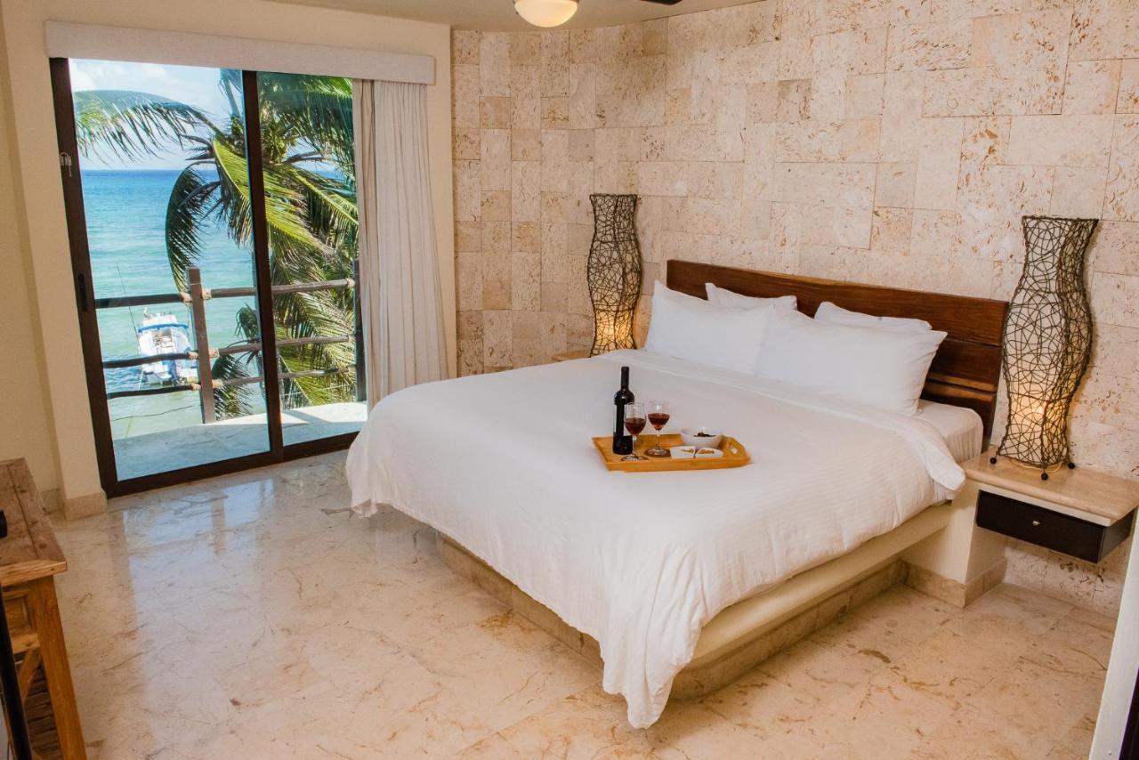 El Taj Oceanfront And Beachside 4*