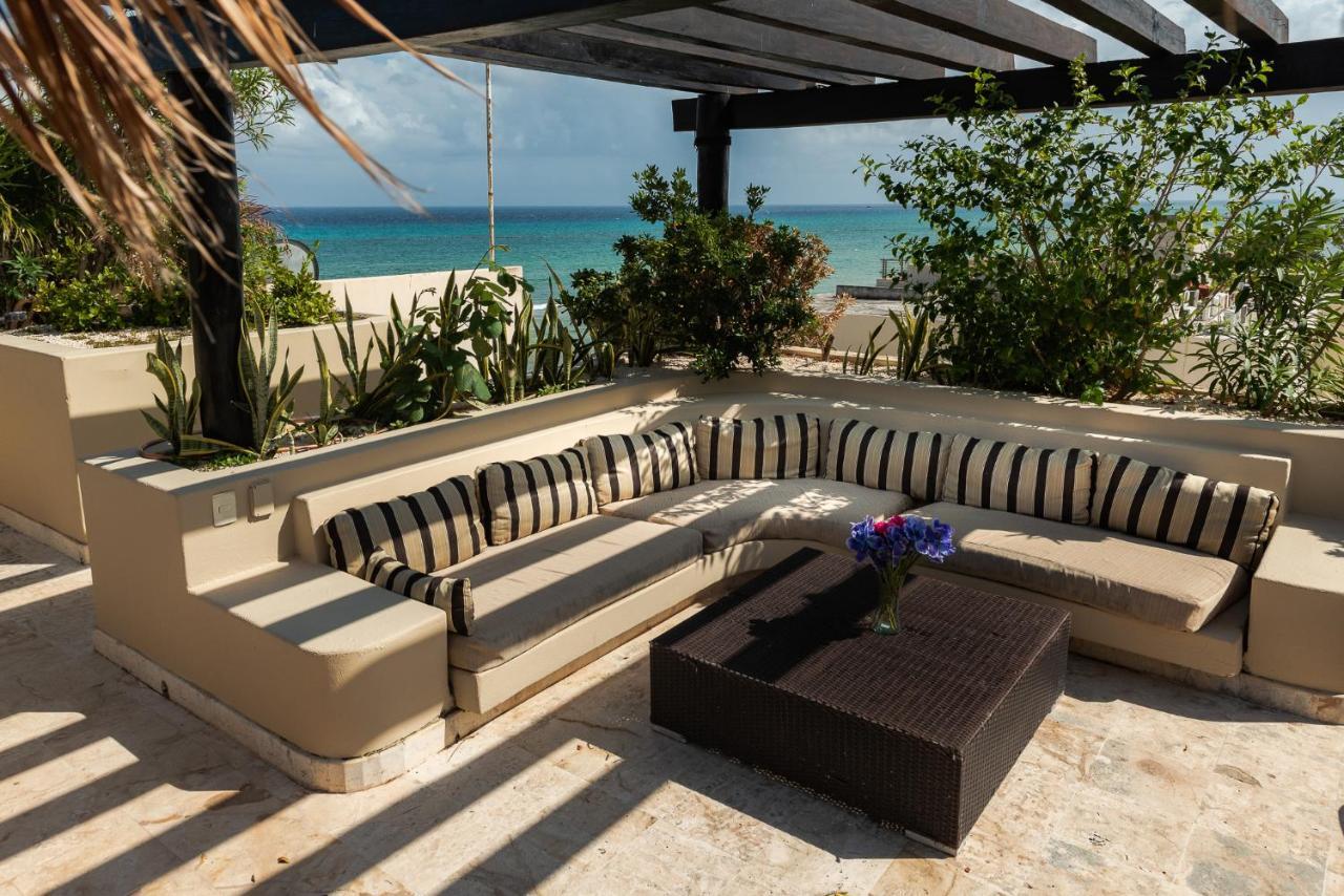 El Taj Oceanfront And Beachside
