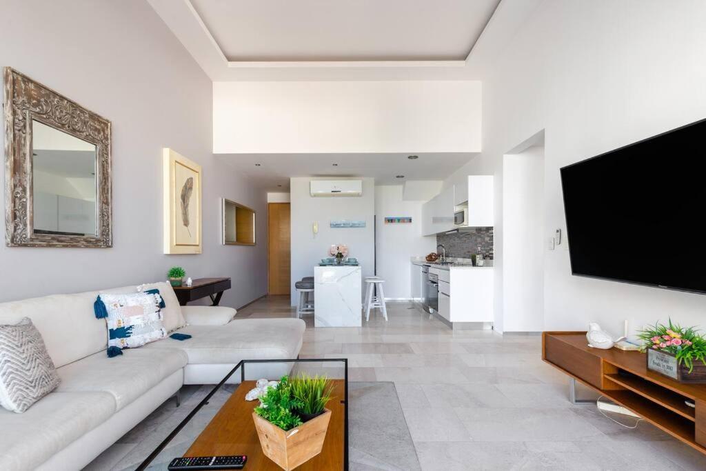 Luxury Penthouse And Private Rooftop Pool On 5ta Avenida * Playa del Carmen