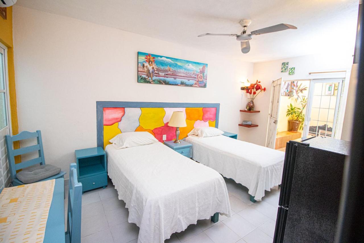 La Casa Del Almendro Guest house *