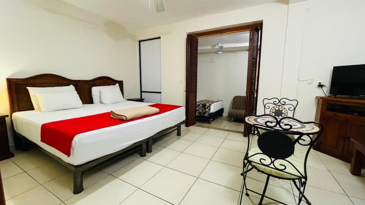 - 5th Avenue Hotel Playa del Carmen