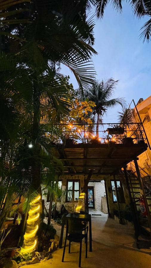 - 5th Avenue Playa del Carmen