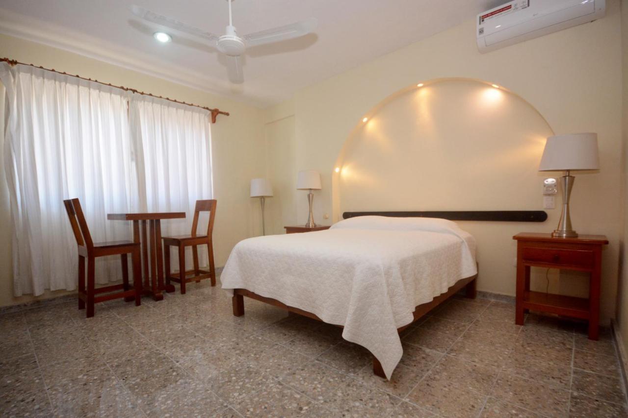 Hotel Delfin 2*
