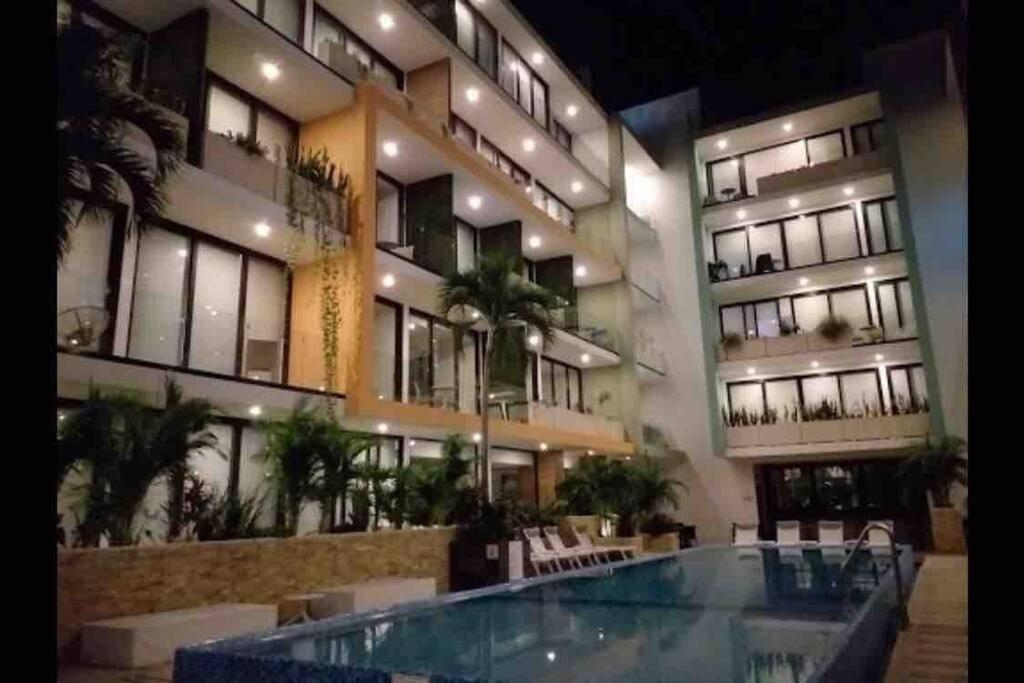 Appartement Your Exclusive In The - Amenities & Services For Free!!