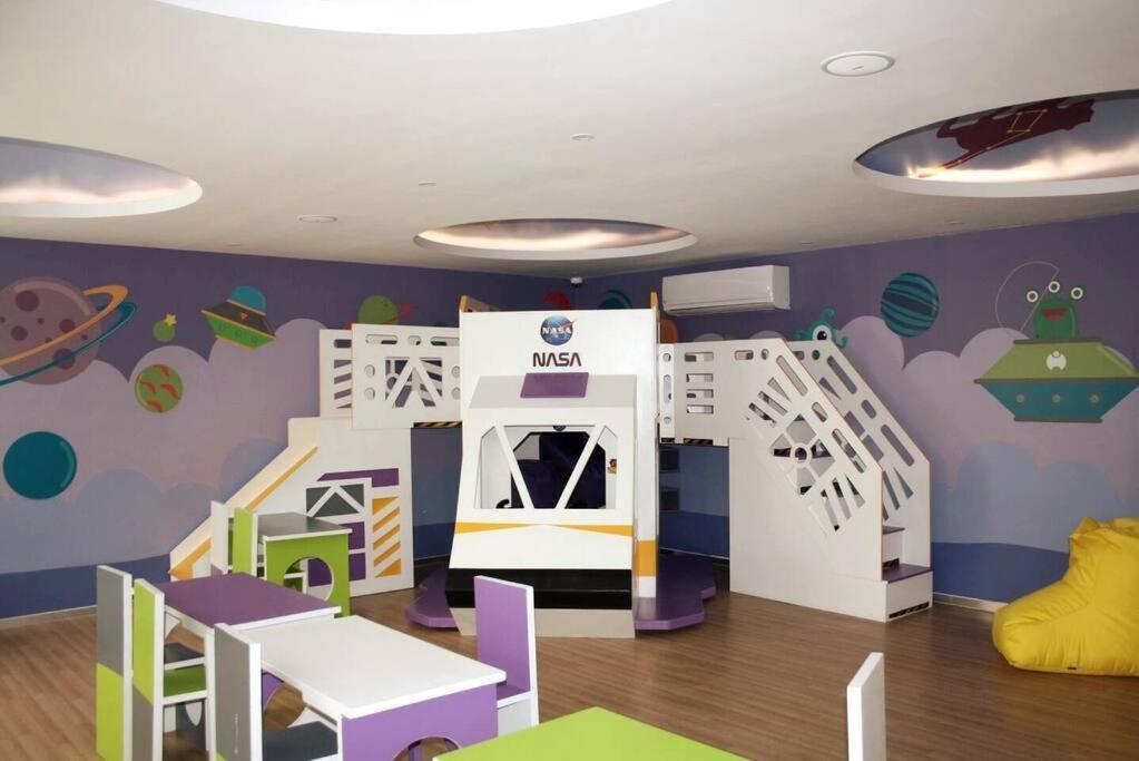 Your Exclusive In The - Amenities & Services For Free!! Appartement *