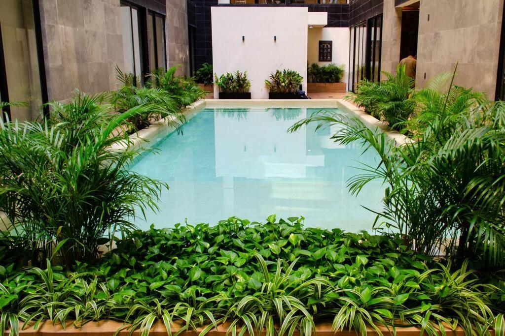 2 Beds Pool View Modern Apt/parking, Gym, Rooftop - 405 Musa Apartment *