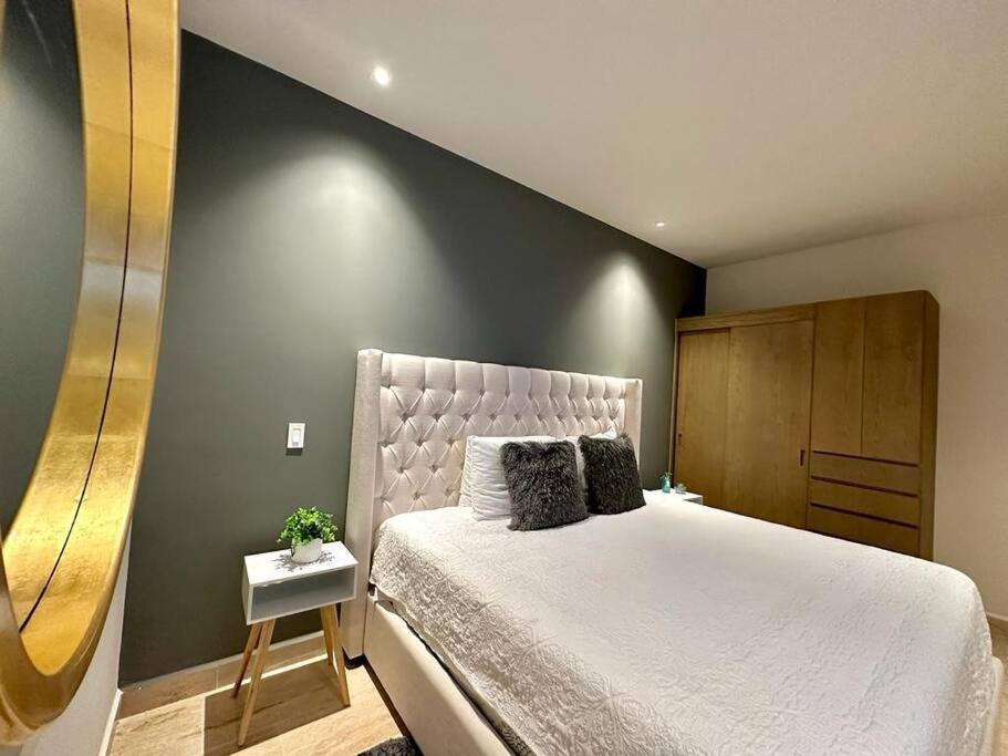 2 Beds Pool View Modern Apt/parking, Gym, Rooftop - 405 Musa Apartment