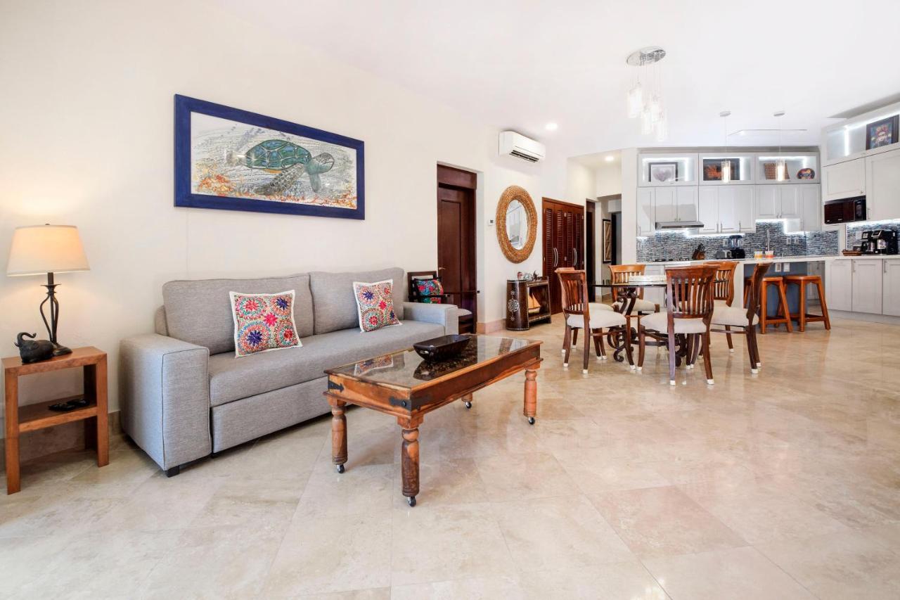 Apartment Oceanfront Luna Encantada With Pool And Great Rates Luna A2 *