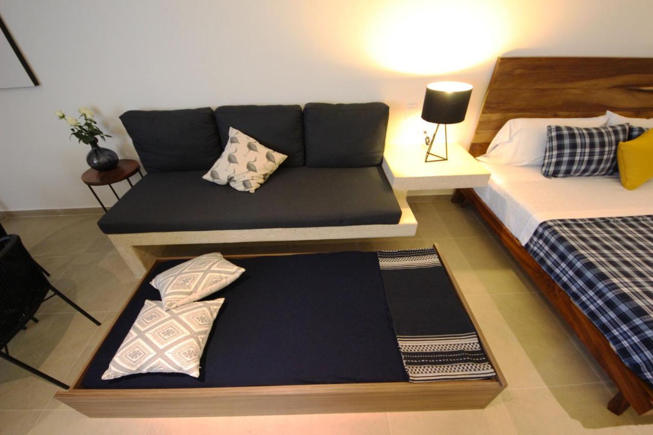 Spacious Studio, Incredible Rooftop With Sea View Apartment *