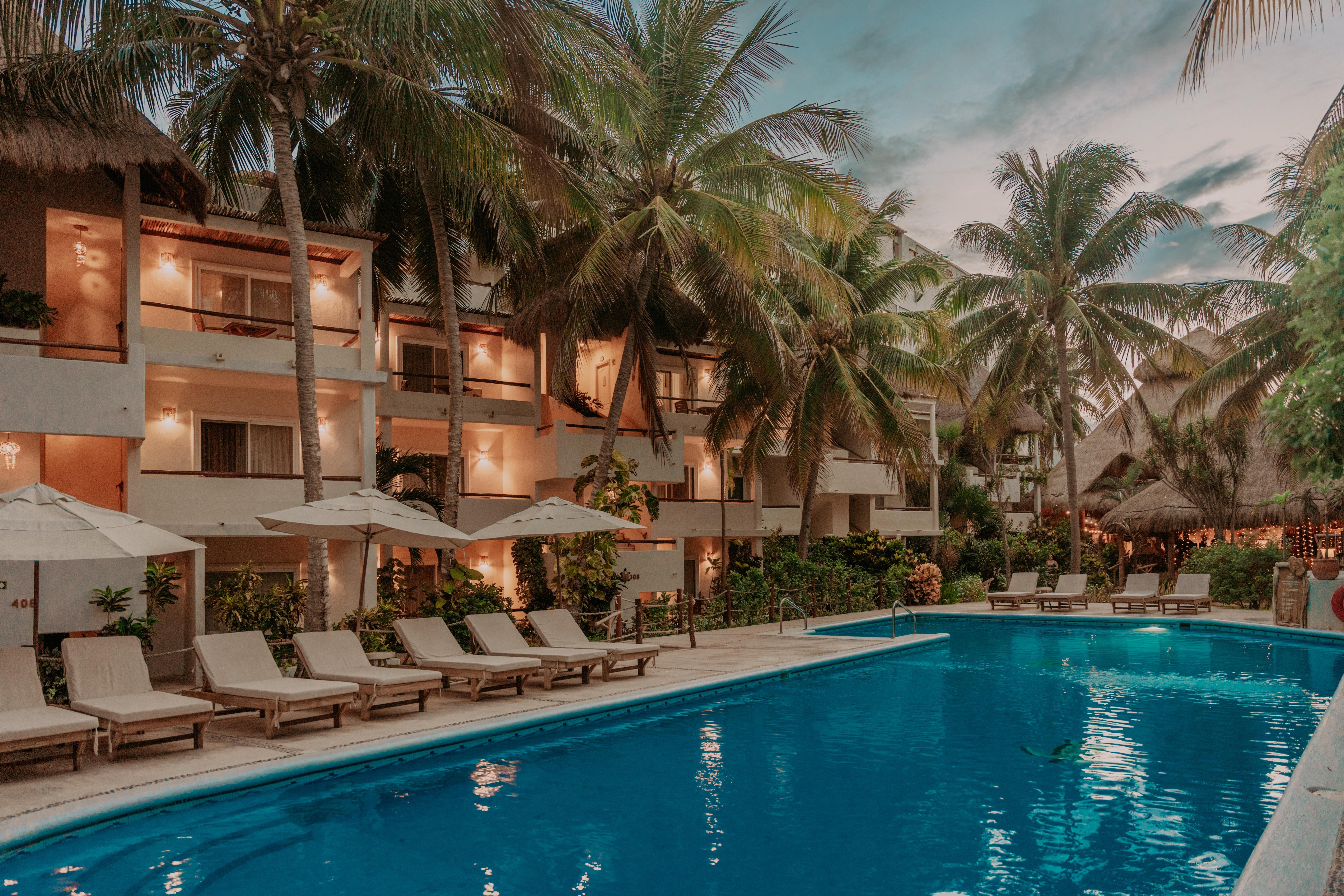 Hotel Petit Lafitte Front & Playa del Carmen