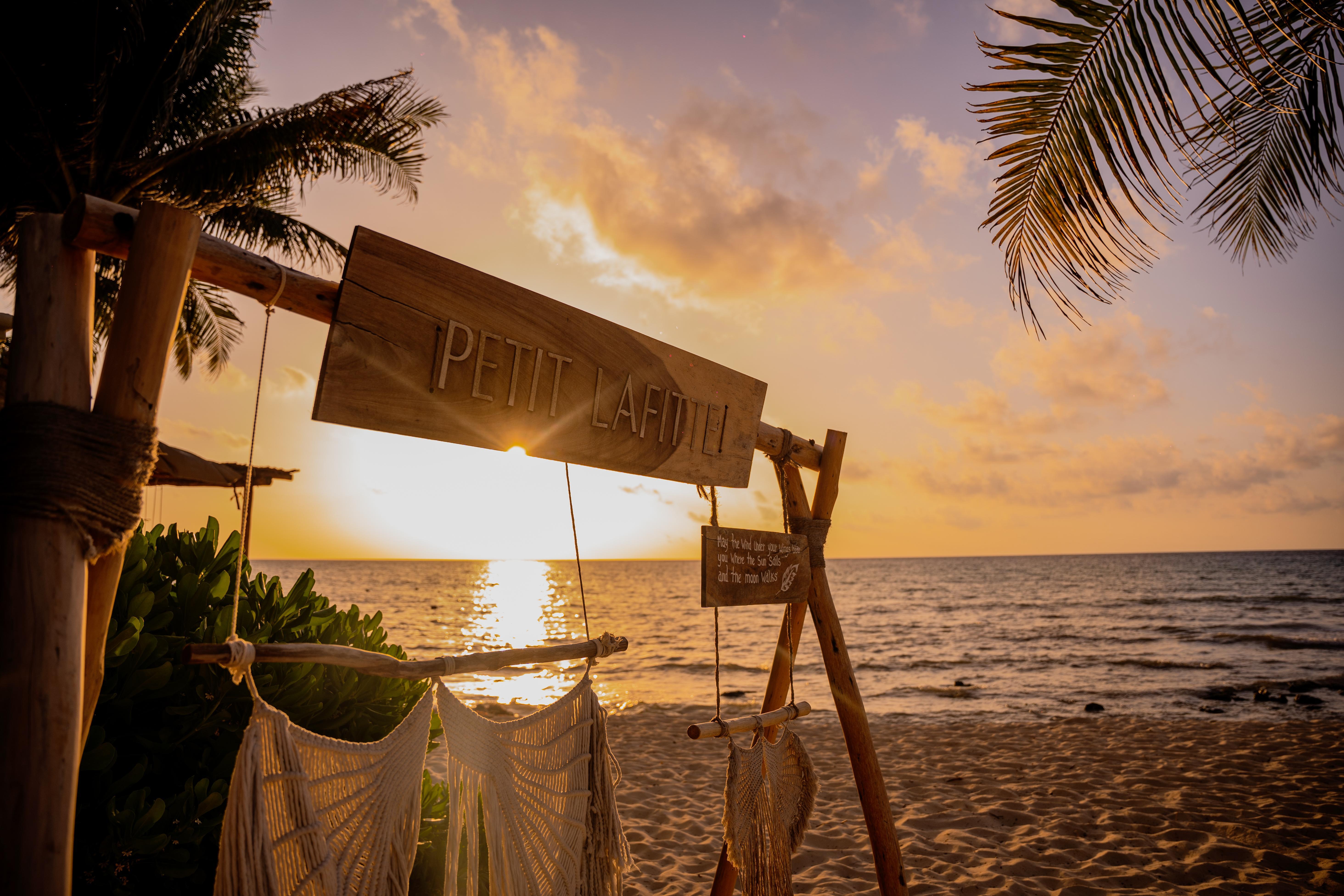 Petit Lafitte Front & Playa del Carmen