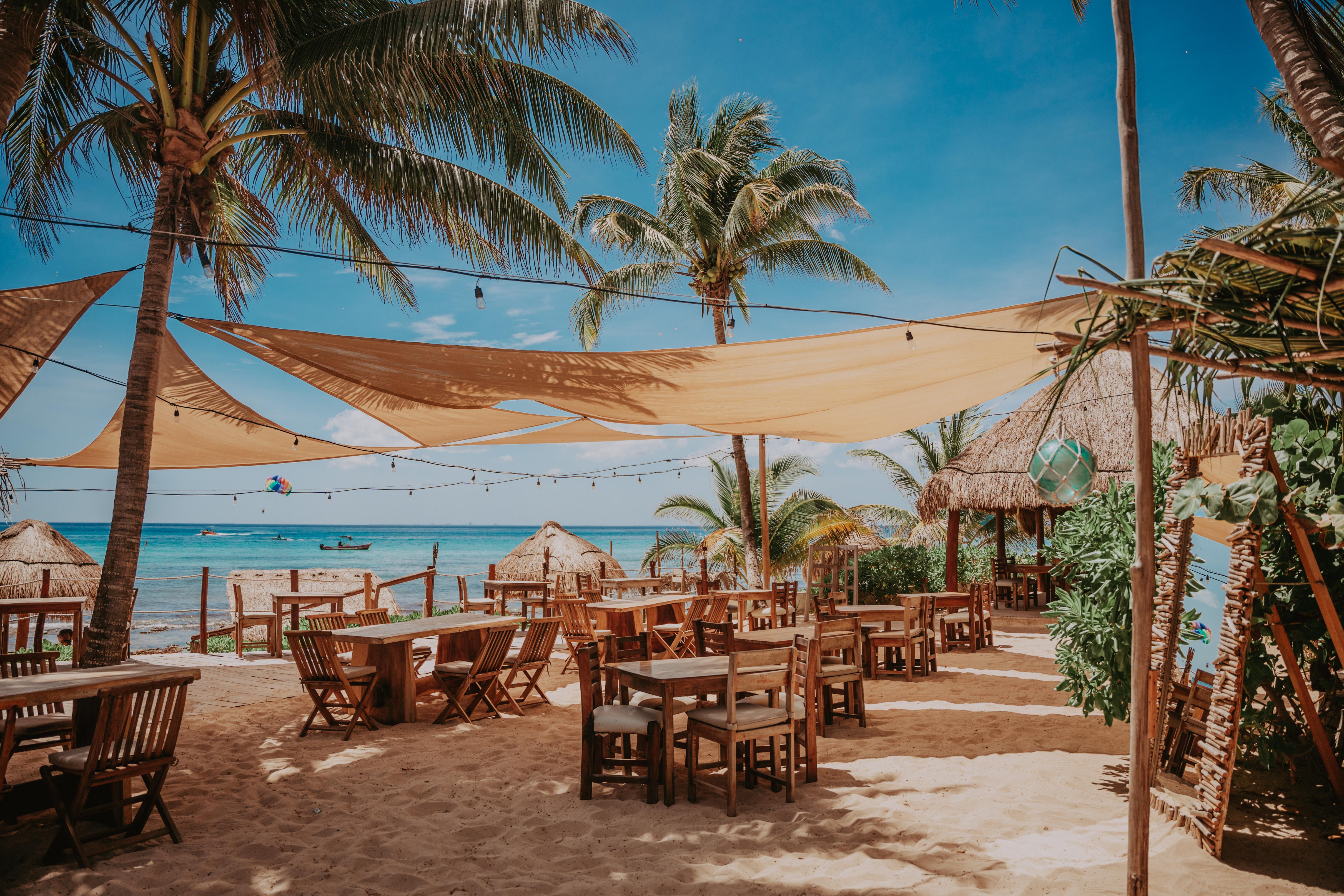 Petit Lafitte Front & Hotel Playa del Carmen
