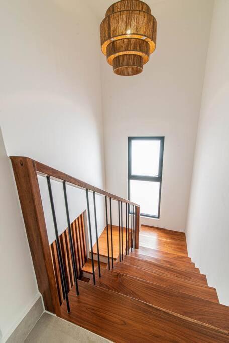 Сasa de vacaciones Beautiful 4br, Up To 8 Guests, Private Pool, 10 Min To