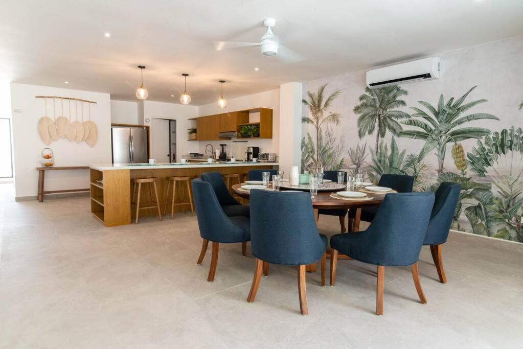Beautiful 4br, Up To 8 Guests, Private Pool, 10 Min To Сasa de vacaciones *