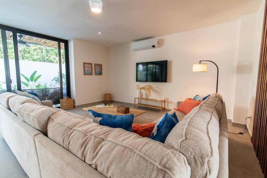 Beautiful 4br, Up To 8 Guests, Private Pool, 10 Min To Сasa de vacaciones Playa del Carmen