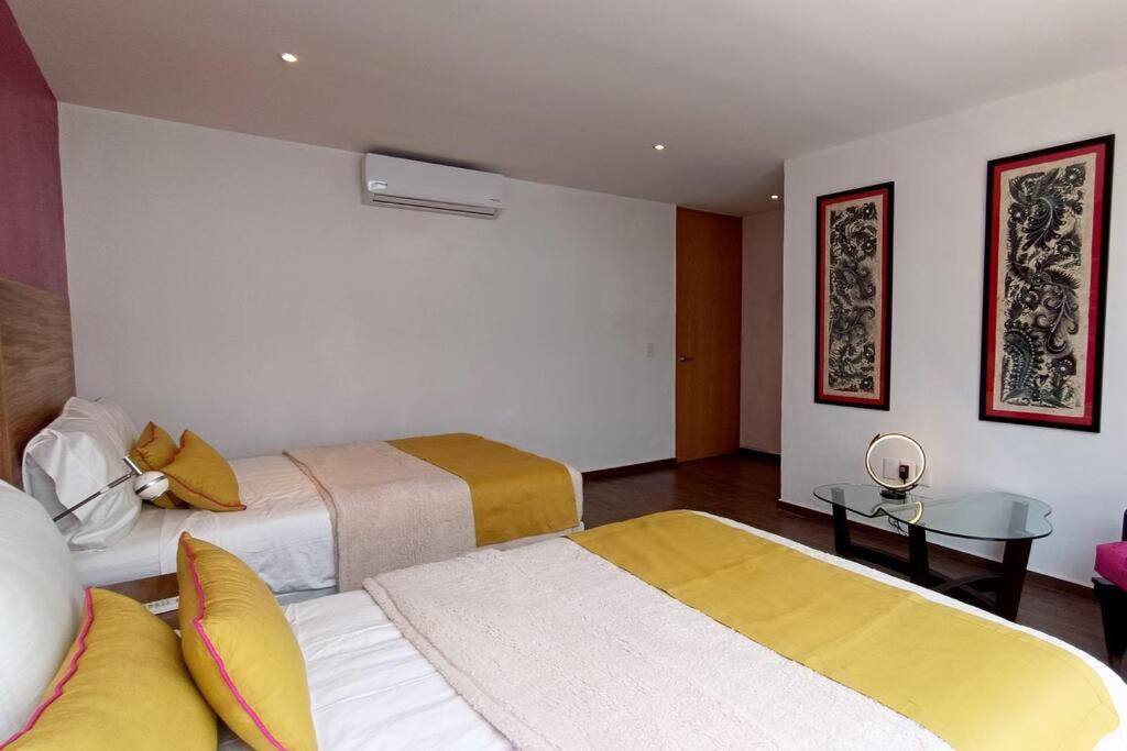 Big Loft 2br 2.5bth One Block The Appartement